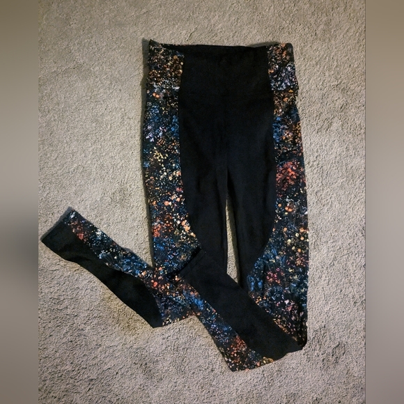 Lululemon Wake and Train Tight size 6 - Picture 6 of 6